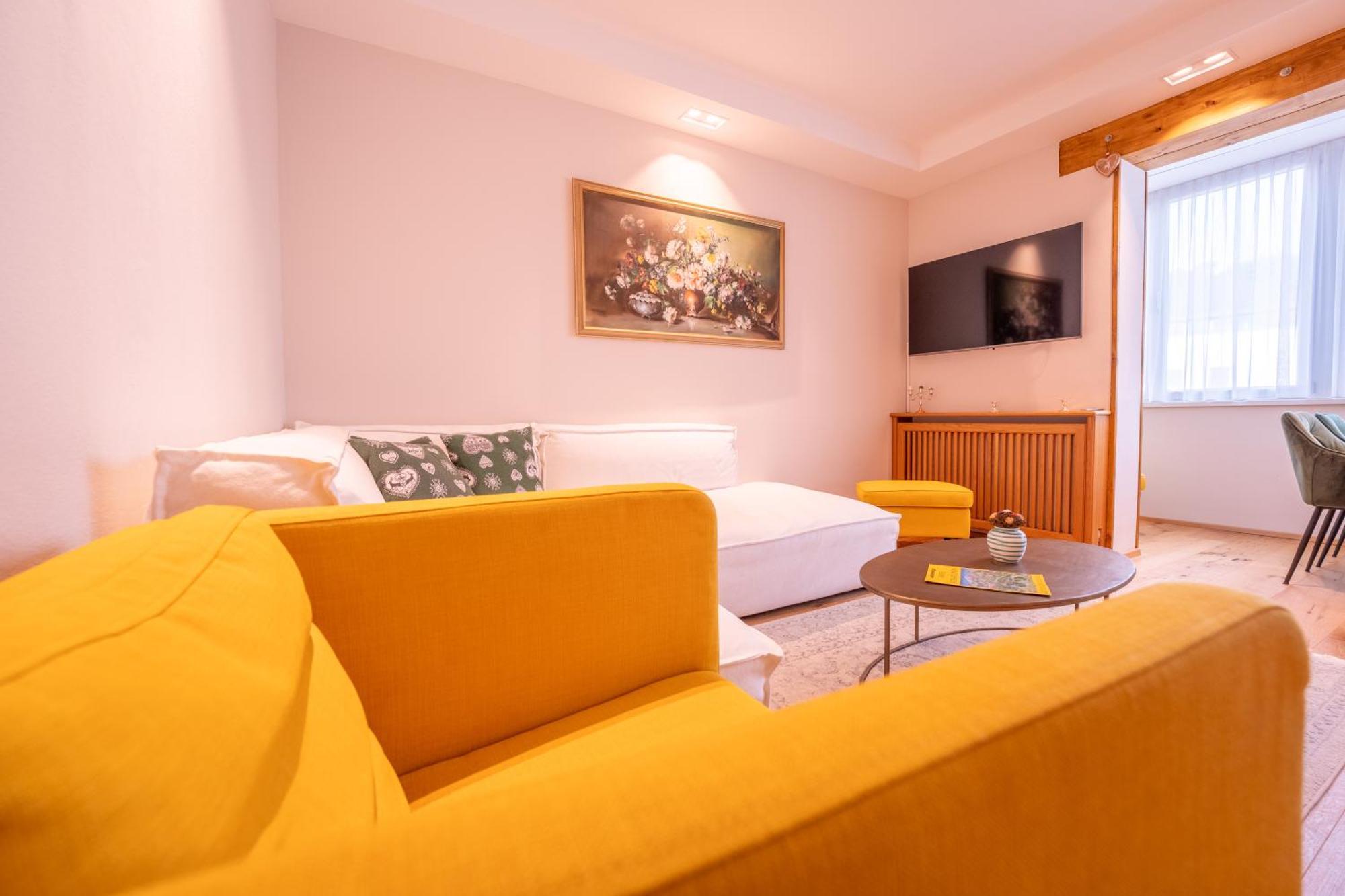 Wohnen Direkt Beim Meranplatz Appartement Bad Aussee Buitenkant foto